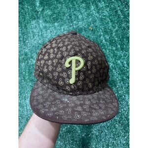 New Era Philadelphia Phillies Baseball Cap Fitted Hat 7 1/2 Brown All Over  Logo